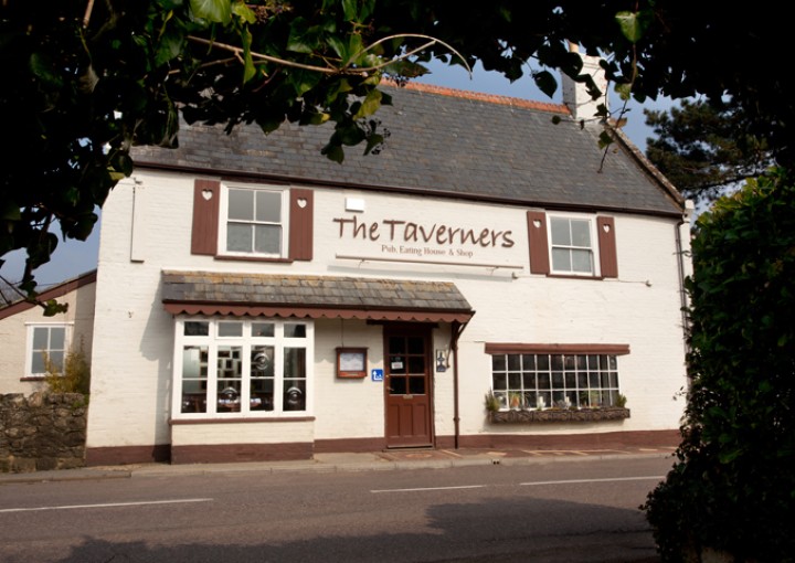 The Taveners – Godshill